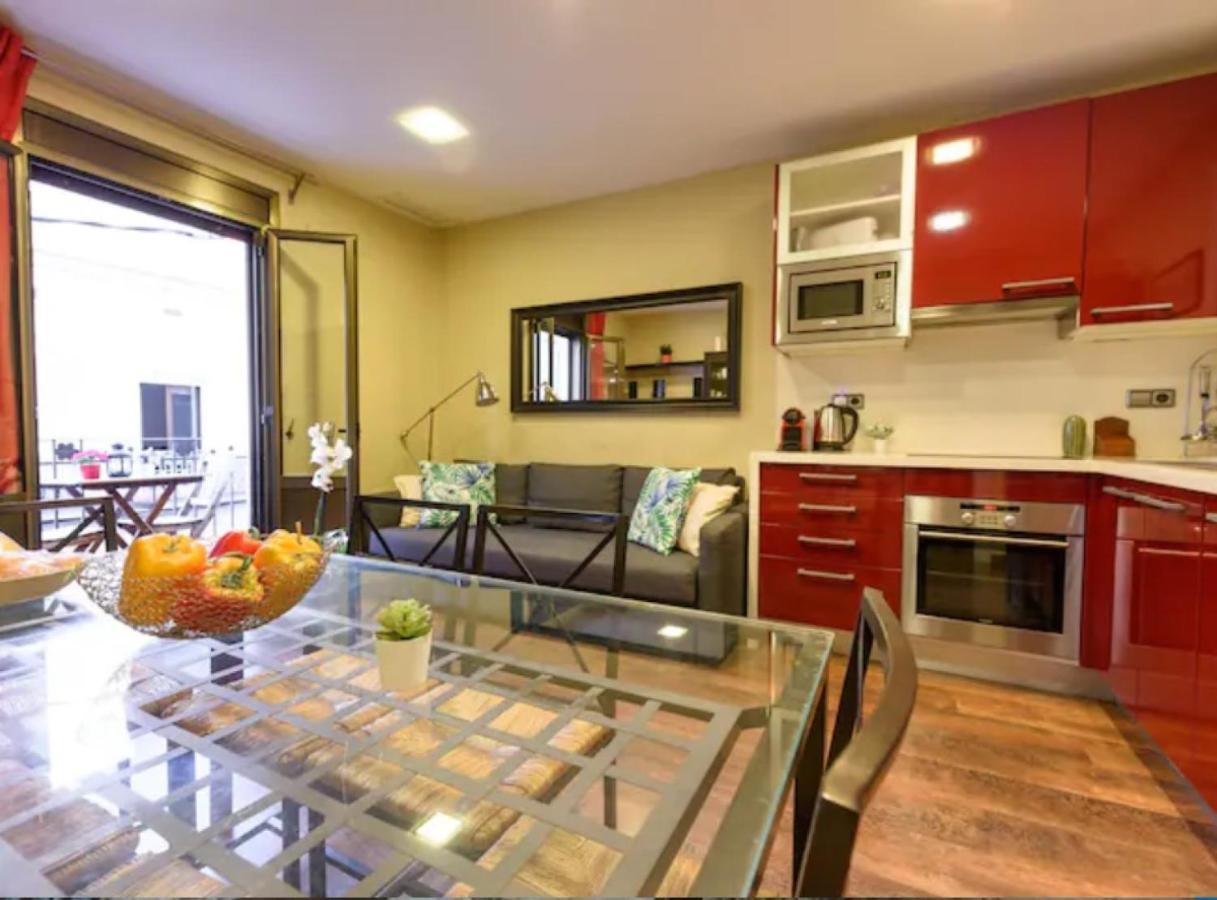 Ramblasrentals Cozy Renovated 2Br With Balcony Lift 20M Rambla - Parking - Wifi برشلونة المظهر الخارجي الصورة
