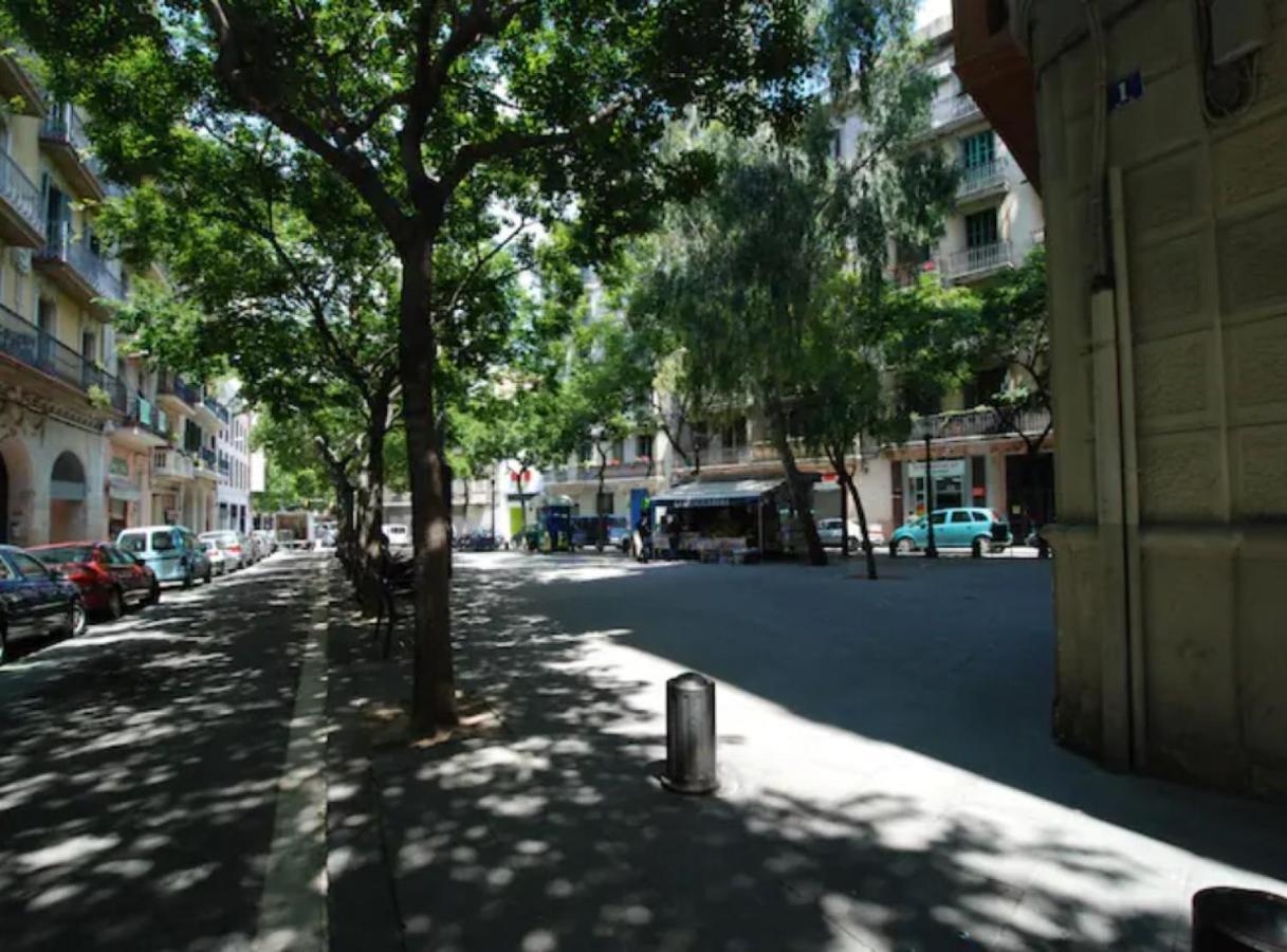 Ramblasrentals Cozy Renovated 2Br With Balcony Lift 20M Rambla - Parking - Wifi برشلونة المظهر الخارجي الصورة