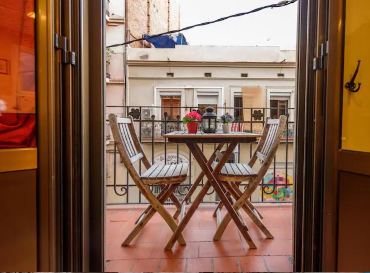 Ramblasrentals Cozy Renovated 2Br With Balcony Lift 20M Rambla - Parking - Wifi برشلونة المظهر الخارجي الصورة